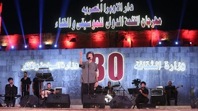 غنائيات تراثية ومعاصرة فى مهرجان القلعة.. محمد محسن يختار من أيقونات الطرب ونوران أبو طالب فى توليفة غنائية 