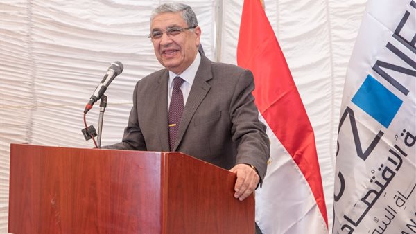 وزير الكهرباء