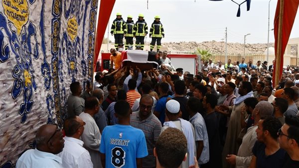 تشييع جثمان الشهيد