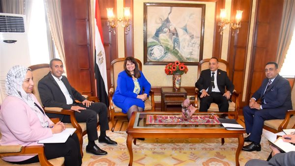 بجانب من اللقاء