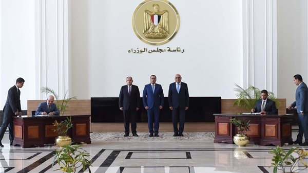 جانب من توقيع مذكرة