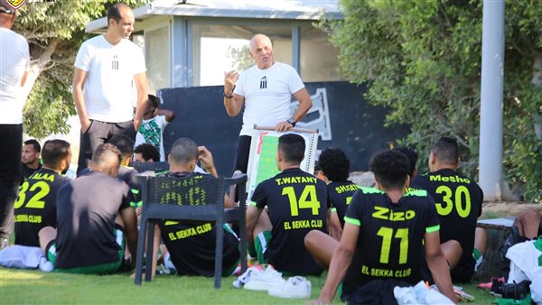 معسكر فريق السكة