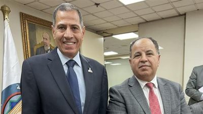 برلماني: وزير المالية قرر تشكيل لجنة لدراسة ارتجاع الأدوية منتهية الصلاحية وتعويض الصيدليات