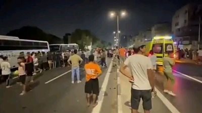 إصابة 5 أشخاص بحادث تصادم سيارتين بشبرا الخيمة |صور 