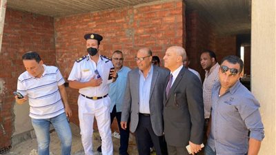 جهاز القاهرة الجديدة ينفذ 105 قرارات إزالة ورفع إشغالات.. ويؤكد استمرار الحملات يوميا