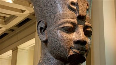 تميز عهده بالسلام.. من هو الملك أمنحتب الثالث؟