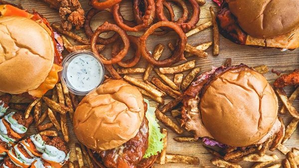 الوجبات السريعة