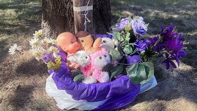 وفاة طفلة وضعت في سيارة ساخنة لمدة 8 ساعات متواصلة ببريطانيا