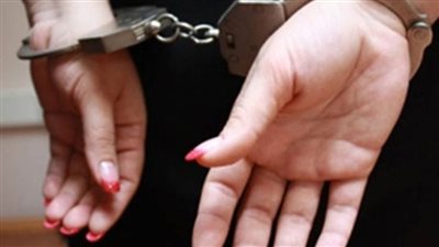 محاولة لإثارة البلبلة.. مصدر أمني يكشف حقيقة فيديو ادعاء تعدي قوة أمنية على مواطن وأبنائه