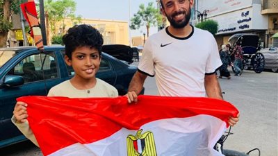 بالدراجة الهوائية.. رحالة مغربي يقطع 42 ألف كيلو ليصل إلى الأقصر 