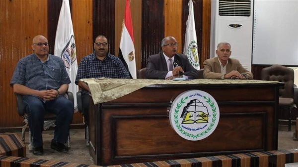 جانب من الاجتماعات