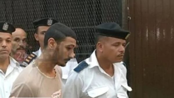 المتهم بقتل فتاة