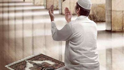 فضل دعاء القنوت تعرف على معناه وحكمه في الشرع 