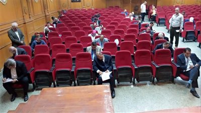 تعليم الجيزة تعقد لجنة امتحان تحريرية لاختيار مديري عام الإدارات التعليمية 