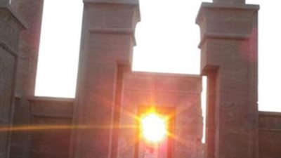 المركز القومي للبحوث الفلكية ينظم احتفالية لتغطية تعامد الشمس على معبد هيبس بالوادي الجديد 