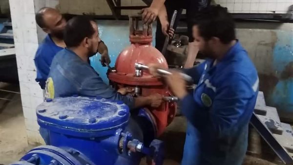 من أعمال صيانة محطة