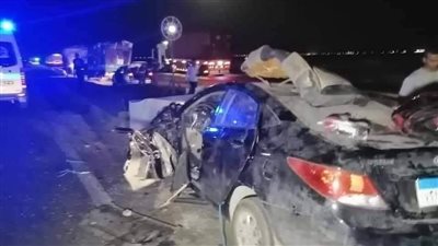بينهم طفلين.. مصرع وإصابة 10 أشخاص في حادث تصادم بصحراوي البحيرة
