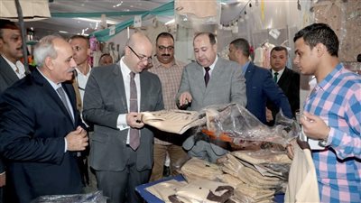 محافظ بني سويف يفتتح معرض أهلًا مدارس لتوفير المستلزمات الدراسية بأسعار مخفضة
