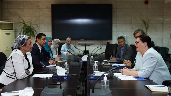 وزيرة البيئة تستقبل