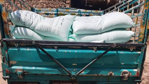 ضبط كميات من الدقيق