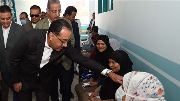 رئيس الوزراء يتفقد