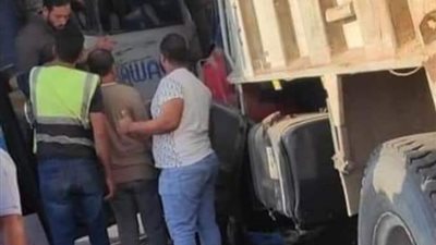 ارتفاع عدد ضحايا حادث طريق السخنة - السويس إلى حالتي وفاة و28 مصابا