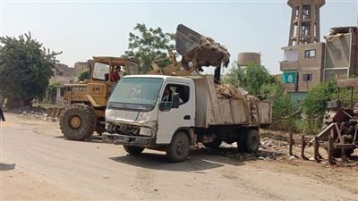 حملات مكثفة لرفع القمامة ودعم الإنارة وإزالة الإشغالات بالمنيا