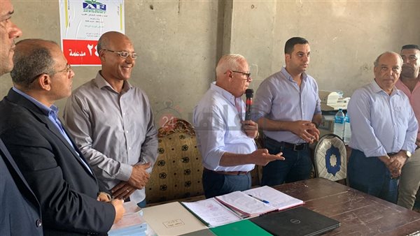 محافظ بورسعيد خلال