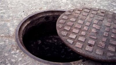 مصرع فتاة صغيرة داخل بئر صرف صحي بأحد المنازل بسوهاج