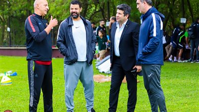 وفد من السفارة المصرية بأوغندا يزور فيوتشر قبل مواجهته الأولى في الكونفدرالية الإفريقية