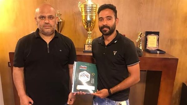  محمد وحيد لاعب فريق