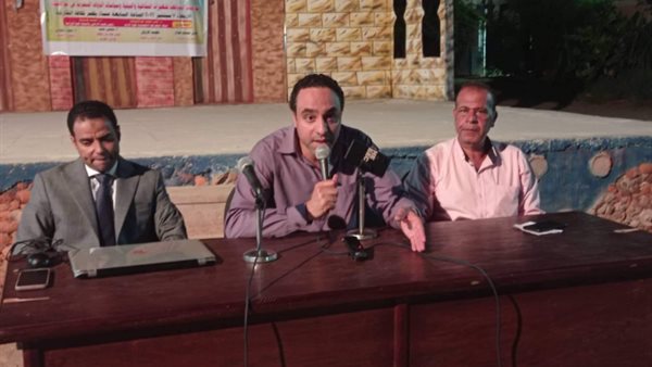 جانب من الندوة