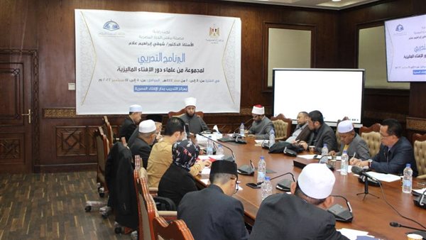  الدكتور أسامة الأزهري