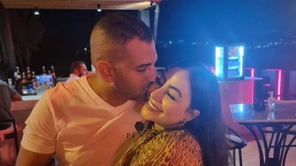 بوسي وزوجها 