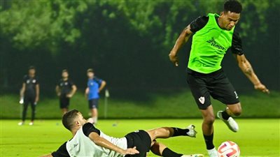 تقسيمة قوية بين لاعبي الزمالك ومران قوي لحراس المرمى
