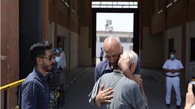 لجنة العفو الرئاسي تعلن الإفراج عن 33 من المحبوسين احتياطيا | بث مباشر