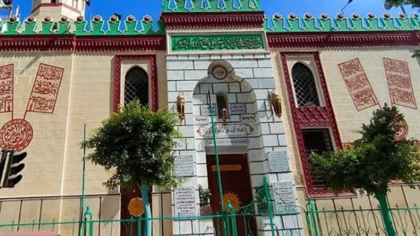 عمره 137 عامًا.. افتتاح مسجد سلطان بالإسكندرية بعد غلقه 7 أشهر للتطوير
