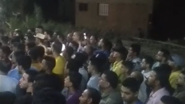 جانب من الجنازة 