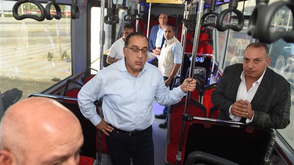 رئيس الوزراء يتابع