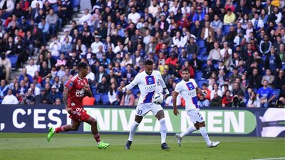 نيمار يتجاوز باوليتا ويصبح الهداف التاريخي الرابع لـ باريس سان جيرمان