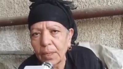 بائعة خضار بالإسماعيلية تستغيث: ابني عايش بكلية واحدة ونفسي أعالجه عشان حالته صعبة | بث مباشر