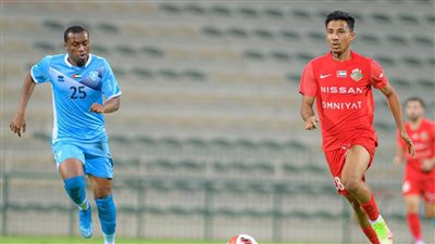 الإماراتي عتيق وليد: أحلم باللعب للأهلي أو الزمالك.. وبن شرقي لاعب من طراز فريد