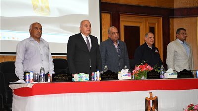 بعد الحديث عن صفقة استحواذ.. قطاع الأعمال: إعادة تأهيل مصر للألومنيوم لزيادة الطاقة الإنتاجية 