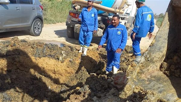 إصلاح كسر بخط مياه