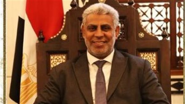 الدكتور أحمد خليفة