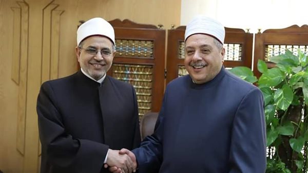 الدكتور أيمن عبد