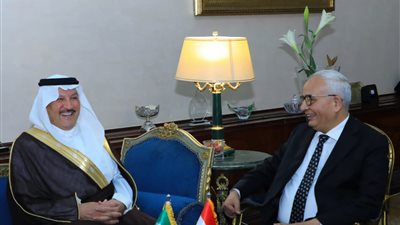 حجازي: إعداد مناهج تعليمية ذات مواصفات عالمية تتضمن تعليم مهارات الإبداع والابتكار 