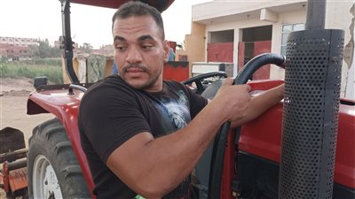 إرادة من حديد.. قصة بطل في القوة البدنية ببني سويف: كنت مدمن مخدرات 18 عاما| فيديو 