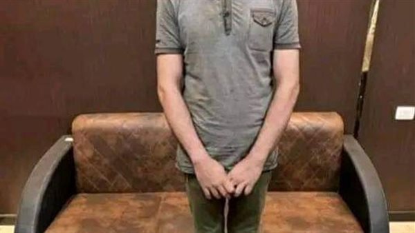 ضبط 5 أشخاص يفرضون