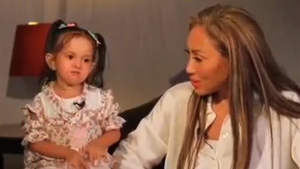 الطفلة بسنت والإعلامية